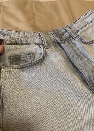 Трендовые джинсы с завышенной посадкой клеш5 фото