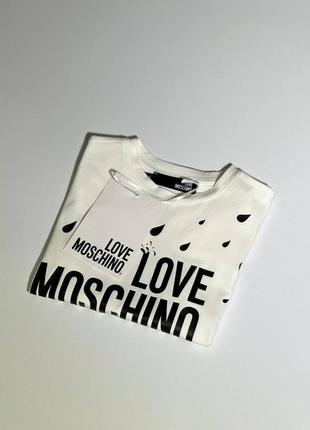 Женская футболка love moschino2 фото