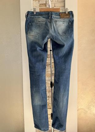 Женские винтажные джинсы трубы diesel10 фото