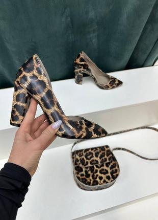 Кожаные туфли босоножки леопард6 фото