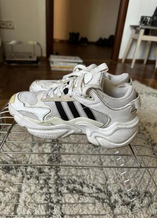 Adidas magmur running shoes