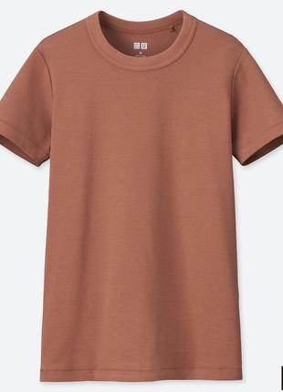 Классическая базовая однотонная женская хлопковая футболка uniqlo в винтажном стиле3 фото