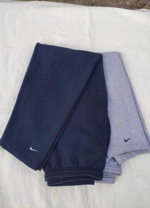 Спортивные штаны nike vintage выполнены в ausa