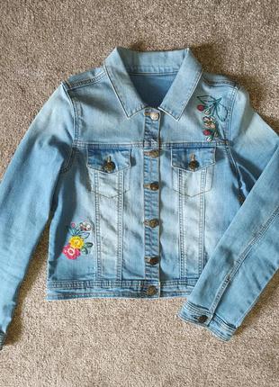 Джинсовый пиджак для девочки 10-11роков