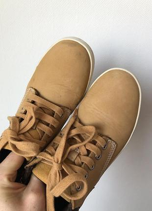 Демисезонные ботинки на мальчика timberland 34 р