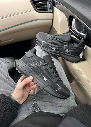 Чоловічі кросівки чорні з білим у стилі Chinelos competición reebok Classic preto branco
