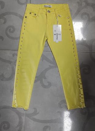 Желтые джинсы для девочки 4, 6 и 8 лет