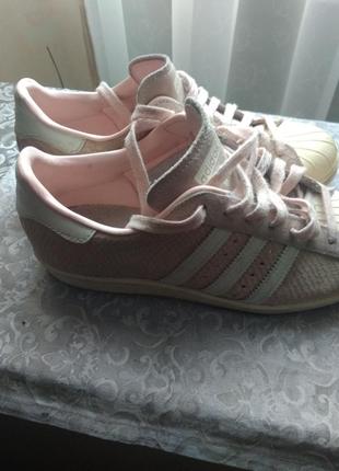 Кроссовки adidas 38р.