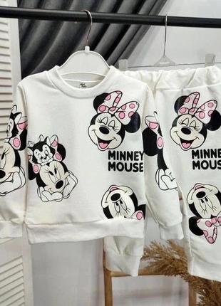 Костюм для дівчинки