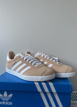 Оригинальные кроссовки adidas gazelle in beige2 фото