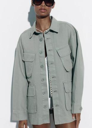Джинсовая куртка-рубашка с карманами р.м2 фото