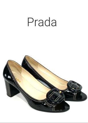 Кожаные женские туфли prada оригинал