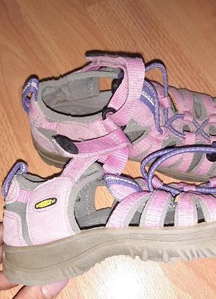 Кроссовки сандалии 2