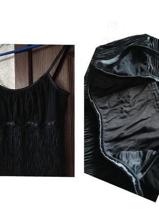 Черный сарафан в стиле issey miyake платье на тонких бретелях8 фото