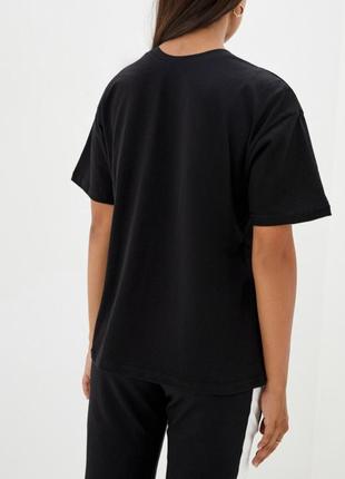 Стильная oversize футболка чёрная хлопковая оверсайз2 фото