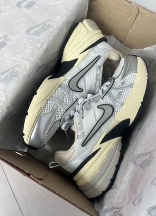 Кроссовки  nike runtekk silver8 фото