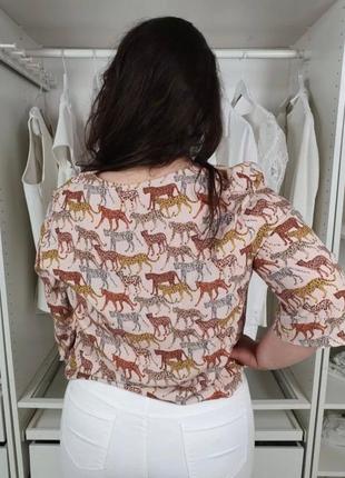 Укороченная блуза в принт леопардов tu( размер 36-38)2 фото