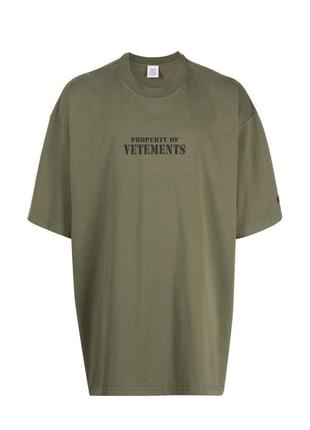 Футболка vetements