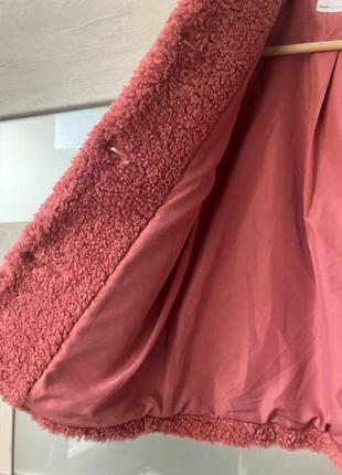 Курточка/шуба из искусственного меха f&amp;f 8-9 лет розовая кудрявая шерсть5 фото