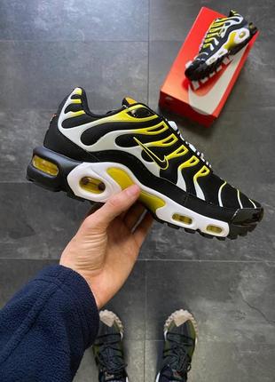 Кросівки nike air max plus black yellow white