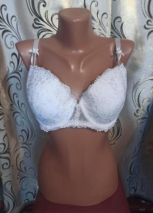 Дуже красивий бюстгальтер 38d 85d matalan