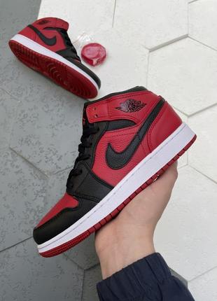 Жіночі кросівки jordan retro 1 high  люкс якість