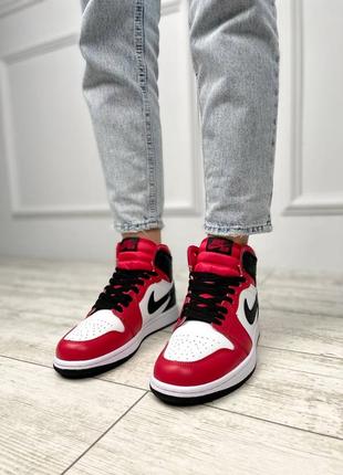 Женские кроссовки jordan retro 1 high люкс качество5 фото