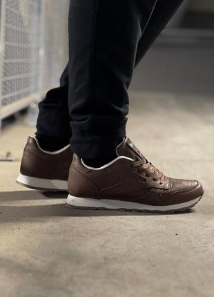 Мужские кроссовки reebok classic leather brown8 фото