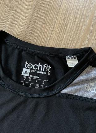 Чоловіча спортивна компресійна майка adidas techfit compession5 фото