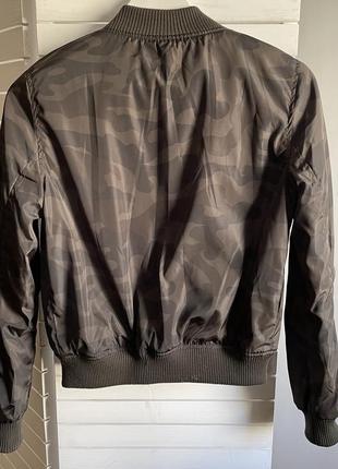 Бомбер куртка курточка камуфляжная военная принт8 фото