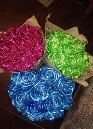 Розы из атласных лент ручная работа10 фото