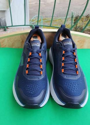 Кросівки skechers max cushioning arch fit 2022 рік