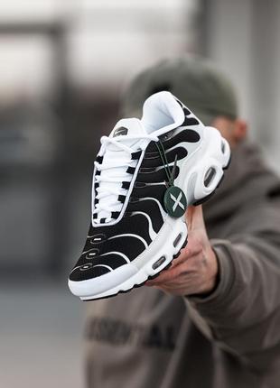 Кроссовки nike air max tn plus