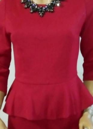 Бордовое платье с баской2 фото