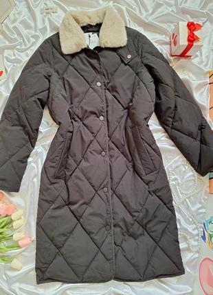 Черное пальто удлиненная куртка с меховым воротником демисезон осень весна черная
