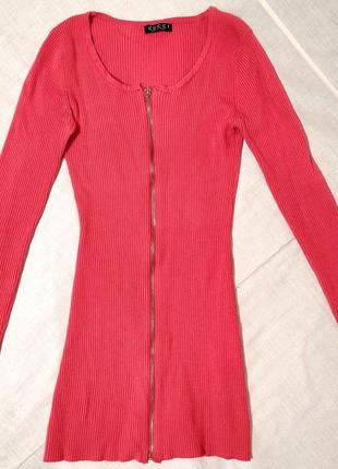 Кофта gucci на молнии, 44 размер, s. хорошее состояние.