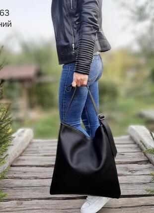 Женская стильная и качественная сумка планшета из эко кожи черная3 фото