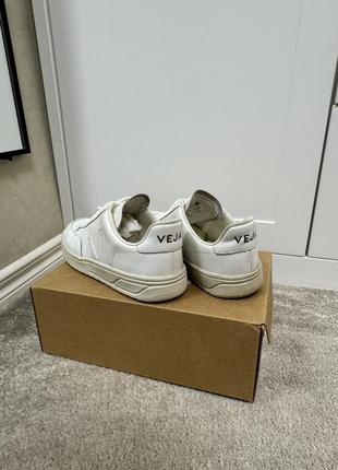 Кожаные кроссовки veja v-12 leather2 фото