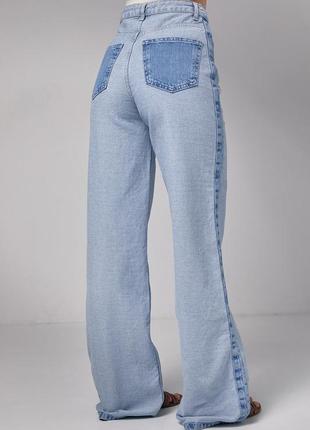 Женские джинсы с лампасами и накладными карманами3 фото