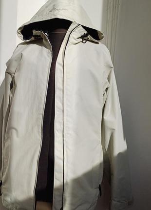 Куртка осенне- весенняя на подкладе. размер 52-54