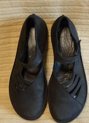 Чудові чорні шкіряні туфлі loints of holland голландія 37 р.5 фото