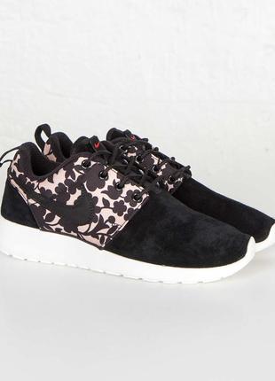 Жіночі бігові кросівки\nike roshe one\ оригинал\р.381 фото