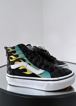 Крутые высокие кеды vans old school