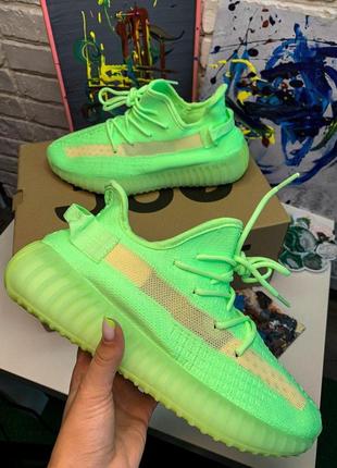 Женские кроссовки adidas   yeezy boost 350 v2 glow3 фото