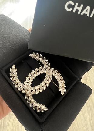 Брошка оригинал chanel брошь шанель