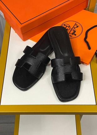 Брендовые сандалии шлепанцы в стиле hermes oran epsom