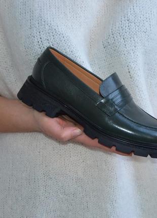 Лофери жіночі шкіряні зелені туфлі на низькому ходу класичні py358a-21b anemone 3383