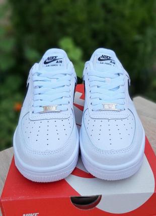 Отличные женские кроссовки nike air force 1 белые6 фото