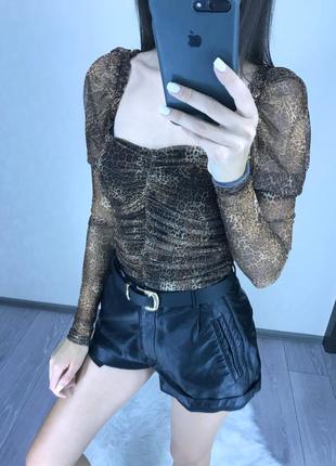 Леопардова боді розмір s болю з великими рукавами