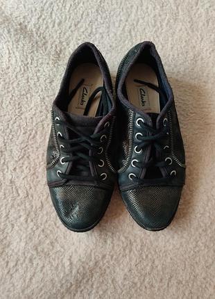 Кеди clarks